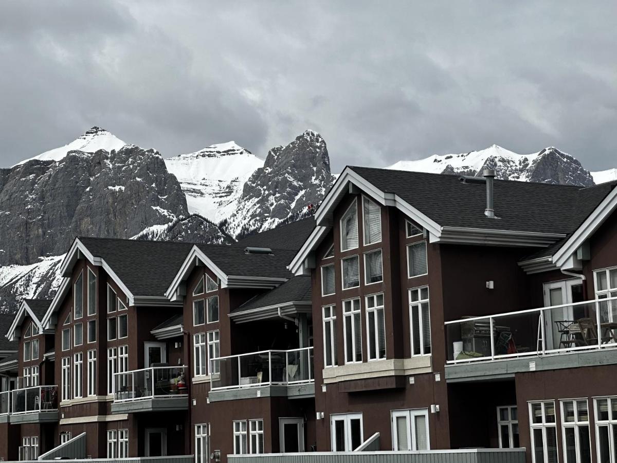 Luxury Two Queen Beds Condo - Grande Rockies Resort Indoor Parking Pool Hot Tub Gym Канмор Экстерьер фото