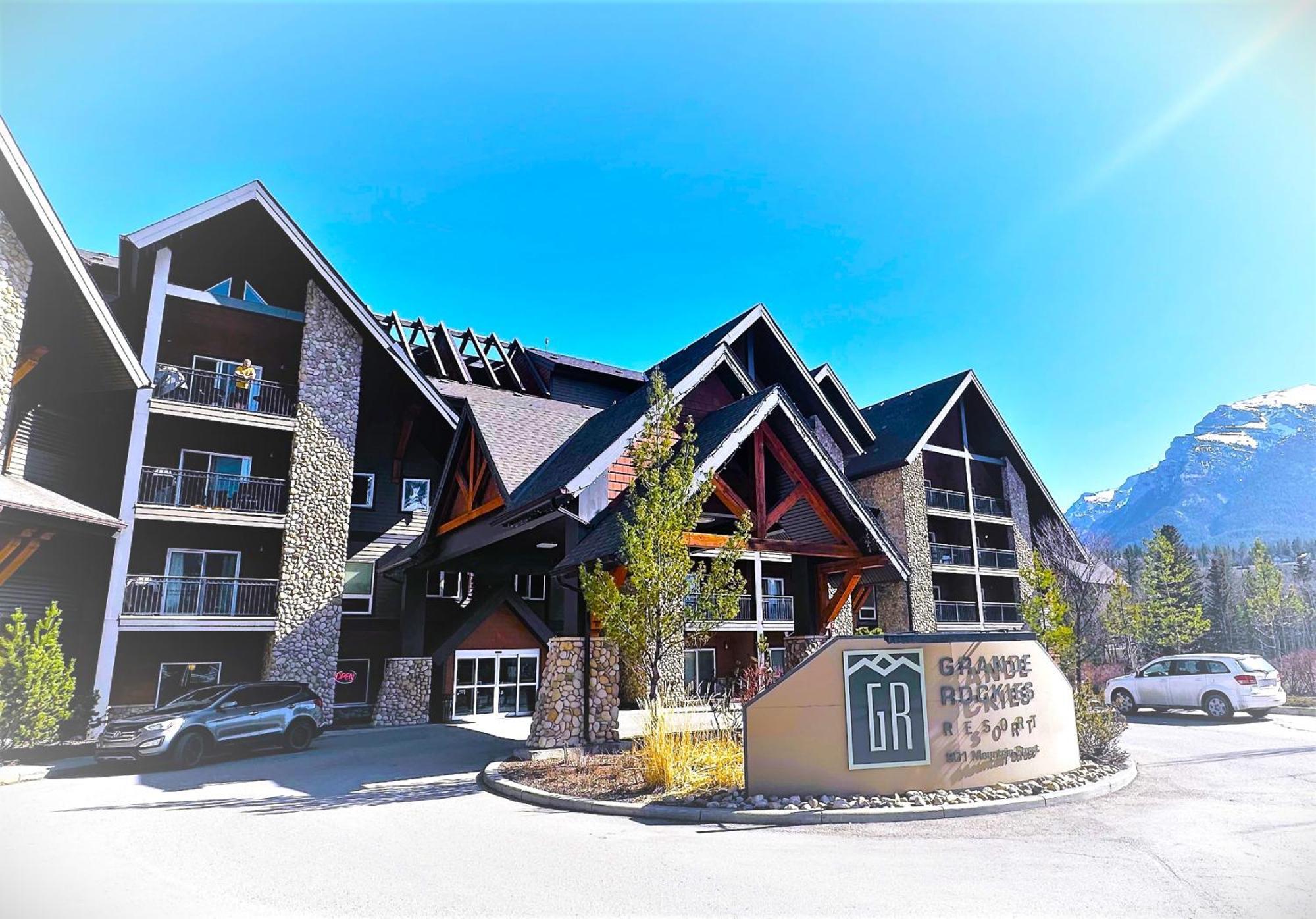 Luxury Two Queen Beds Condo - Grande Rockies Resort Indoor Parking Pool Hot Tub Gym Канмор Экстерьер фото